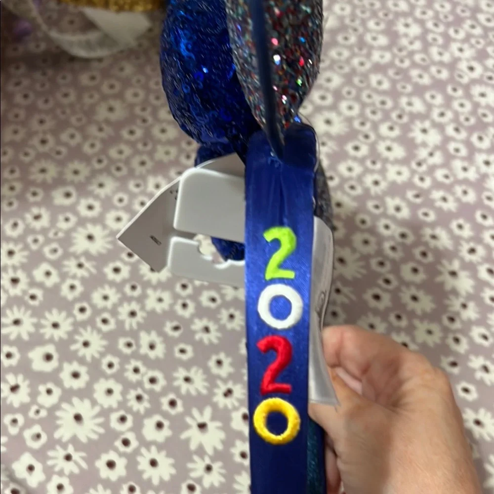 Disney 2020 Sparkling Blue Sequin Ears - Picture 3 of 3
